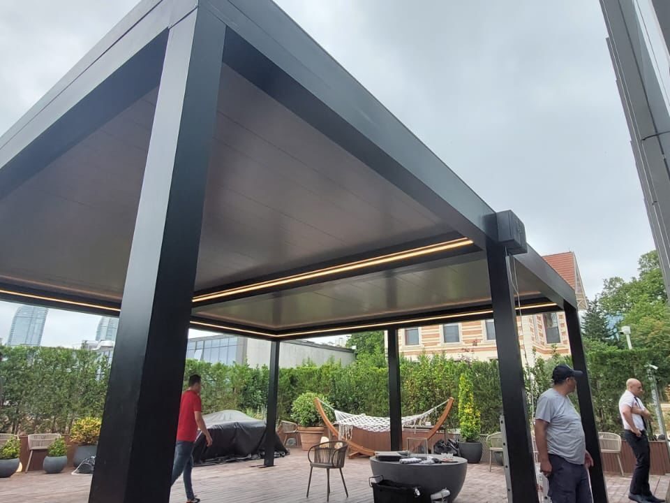 Bioklimatik Pergola Sistemleri ile Kışın da Bahçenizi Kullanın